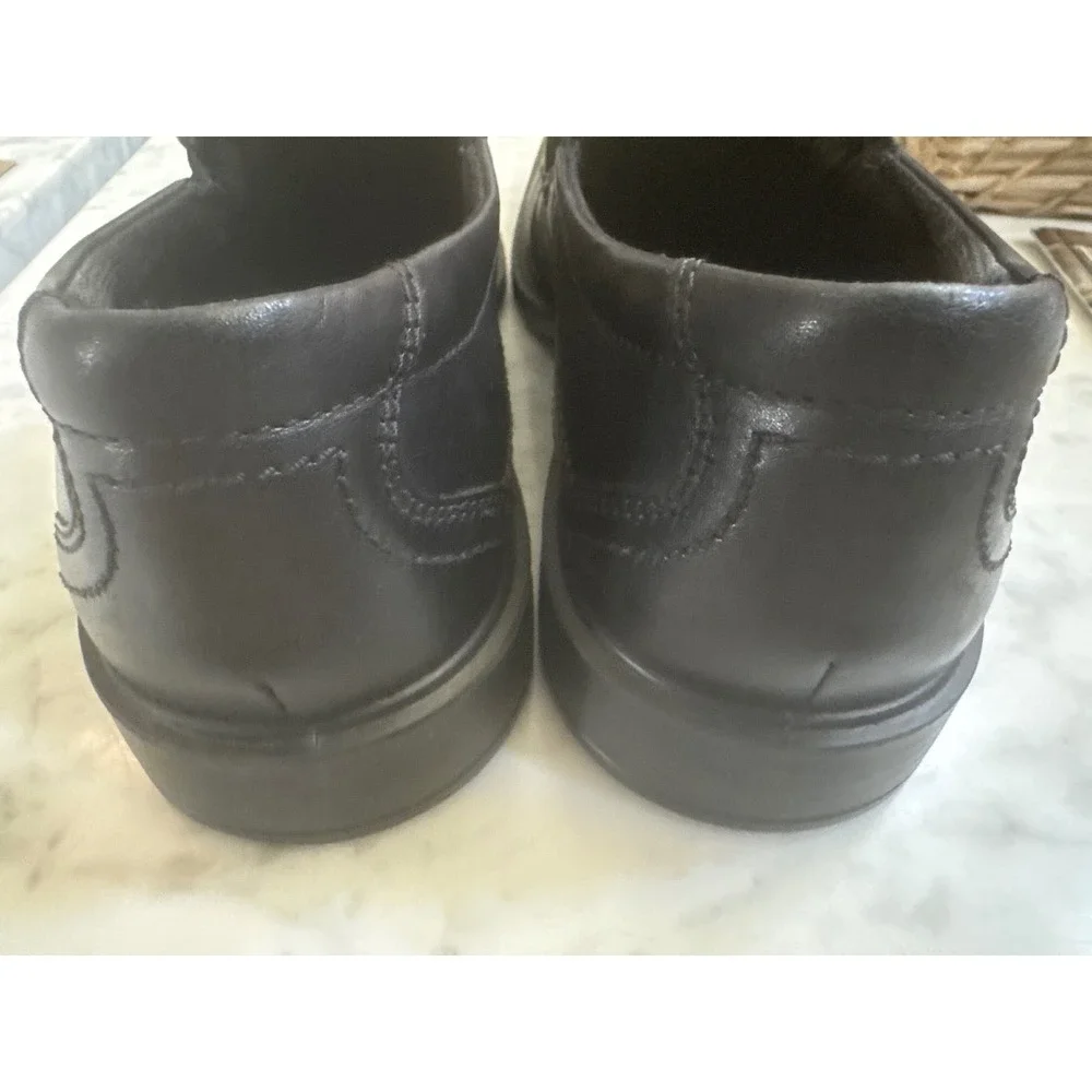 ECCO Mens Helsinki Slip On Loafers Black Leather Square Toe Shoes EU 42 US 8-8.5
